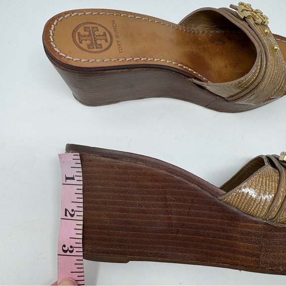 Tory Burch Elina Platform Tan Wedge Sandals - Picture 10 of 11